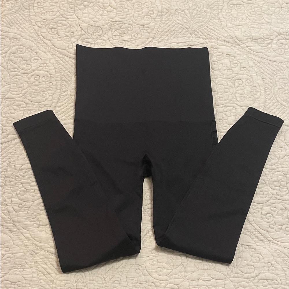 NWT Mother Tucker Maternity Leggings